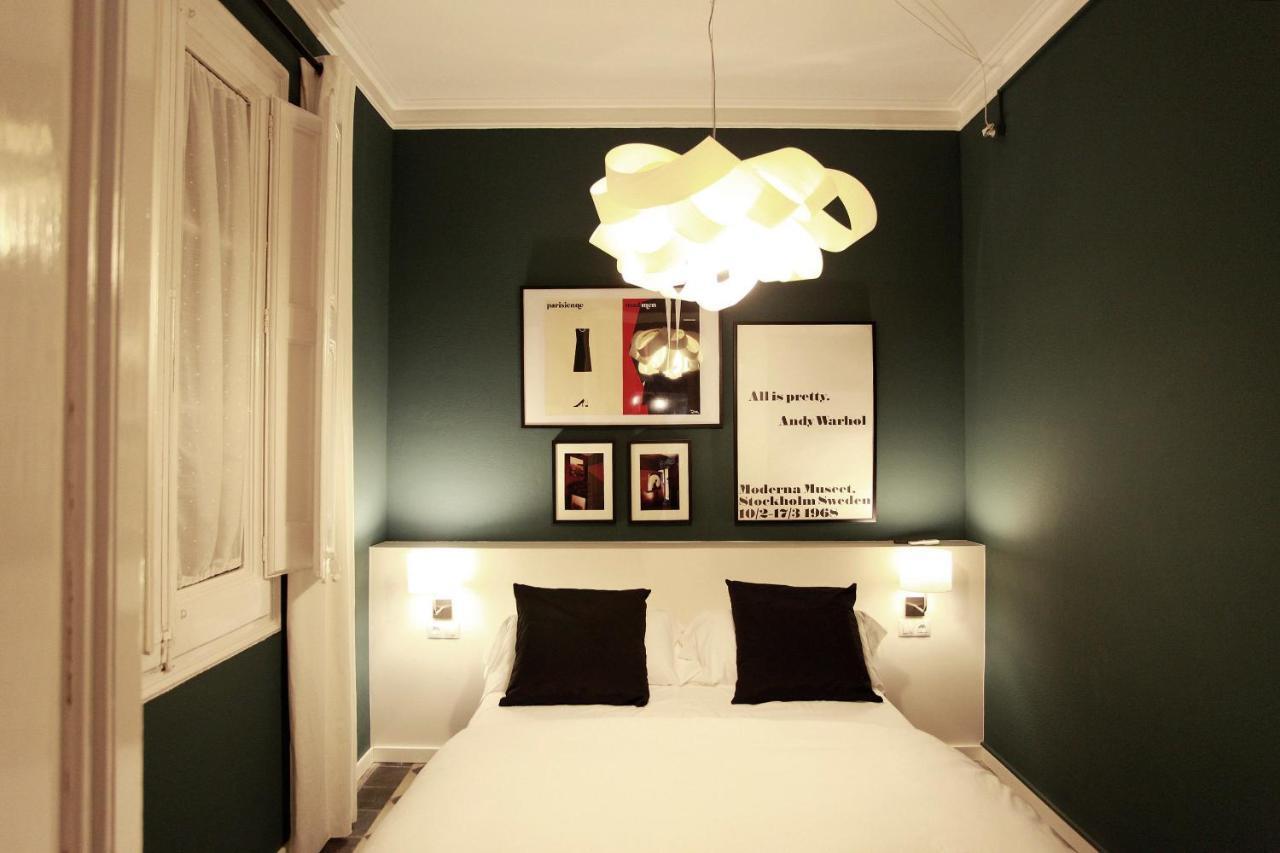 Close to Passeig de Gracia B&B Barcelona Habitación foto